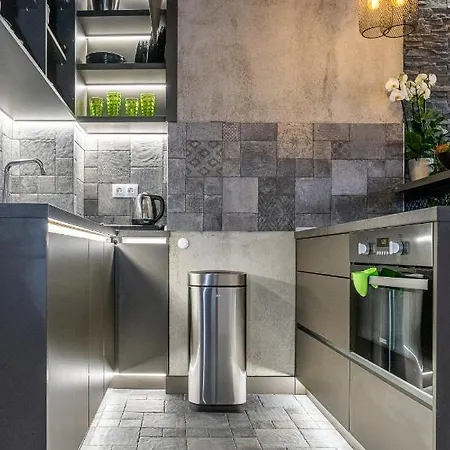 Apartament Jack Apartment-top Center & Free Parking Space *