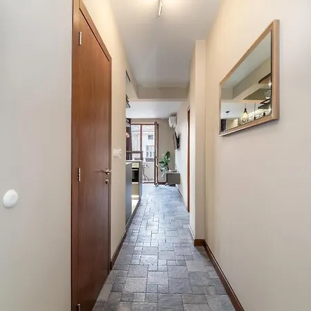 Apartment Jack Apartment-top Center & Free Parking Space *